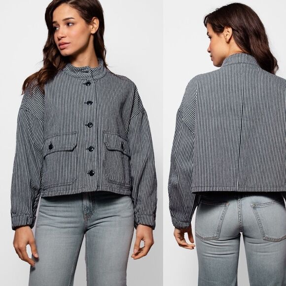 THE GREAT. Size 3 (US L) Pilot Swing Striped Cropped Boxy Cargo Jacket Stripe - Picture 2 of 14